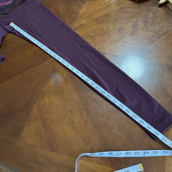 Lululemon Burgundy Reversible High Rise Pant Leggings Size 4 Women’s - Picture 8 of 14